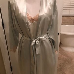 Nightgown and robe in pale mint green